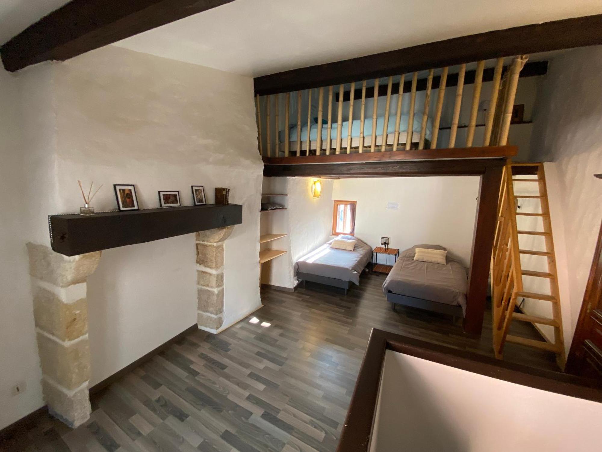 Le Gite Du Bessat Le Puy-en-Velay ภายนอก รูปภาพ